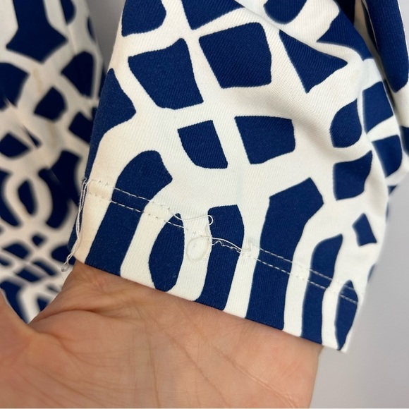 J. Mclaughlin Catalina Cloth Blue & White Geometric Tunic/Blouse Size XS - Picture 15 of 15